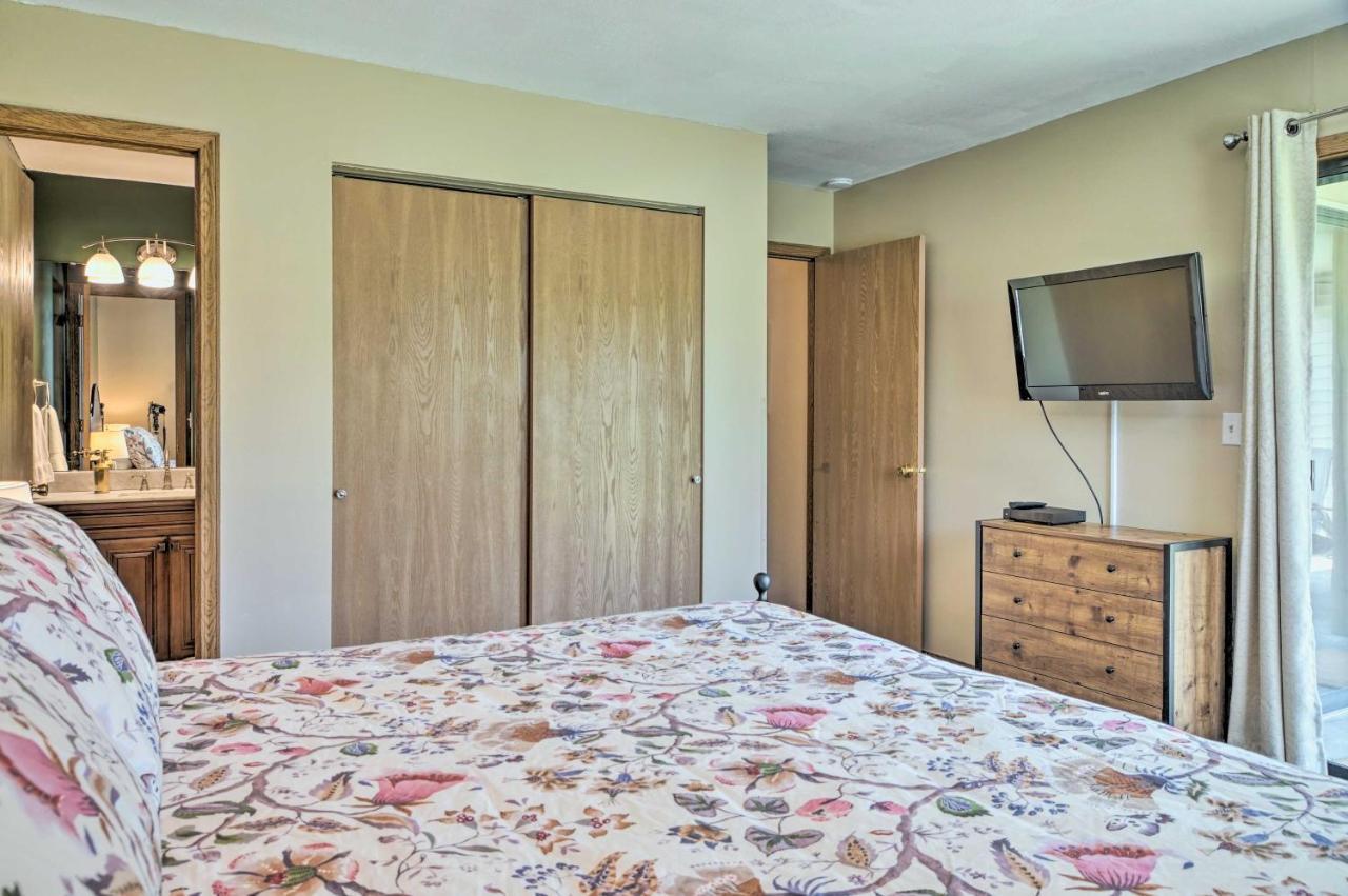 דירות Pet-Friendly Branson Retreat With Pool And Golf Access מראה חיצוני תמונה